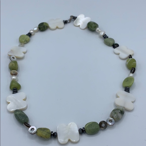 Hand beaded original necklace - Picture 2 of 7